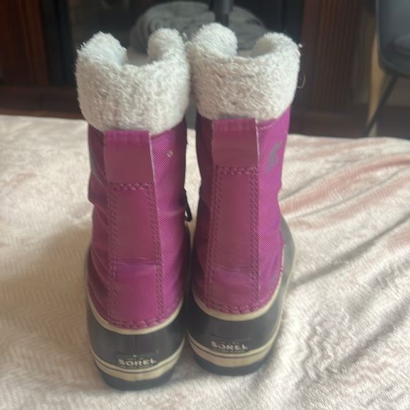 Sorel waterproof sz 4 boots GUC - Picture 4 of 10